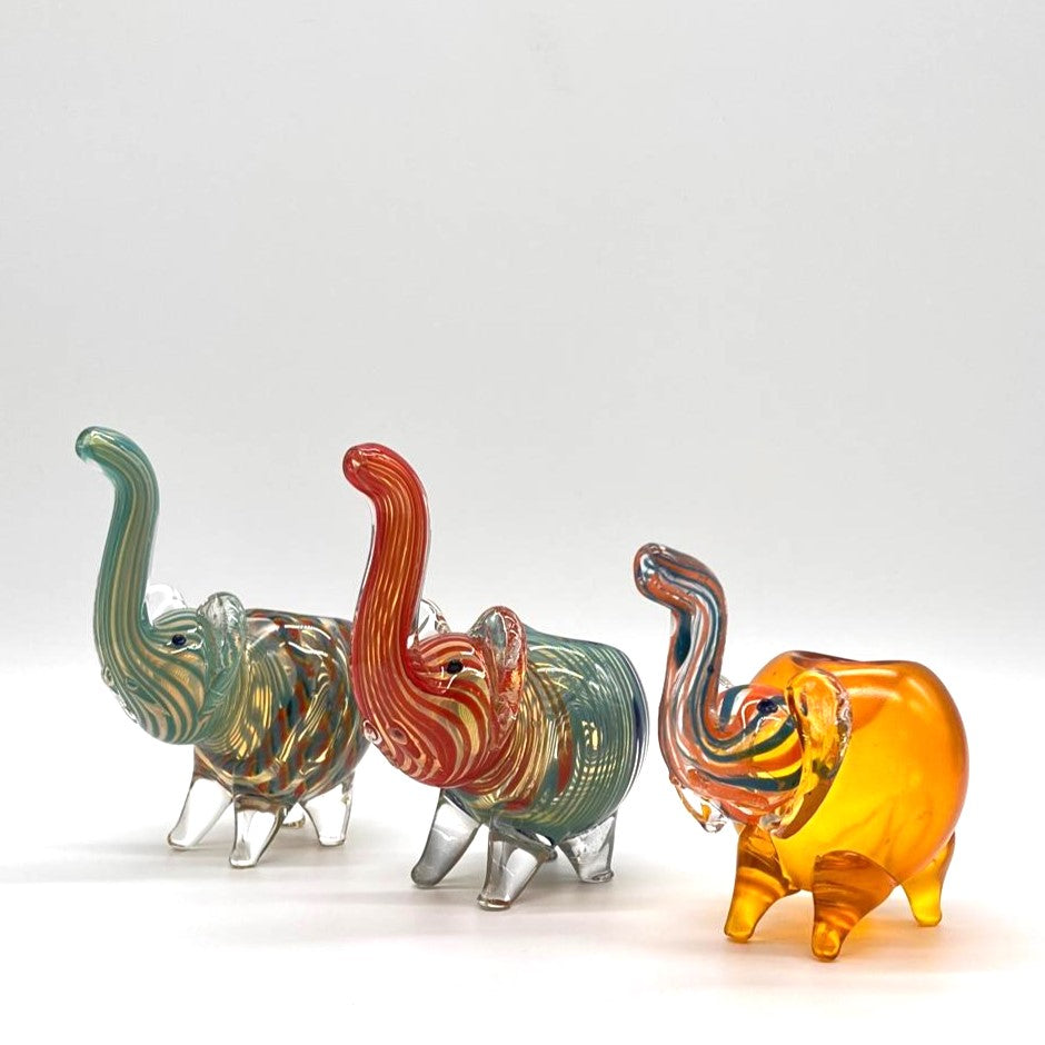 4" Elephant shape insideout pipe Glass Pipe NIBO Distribution