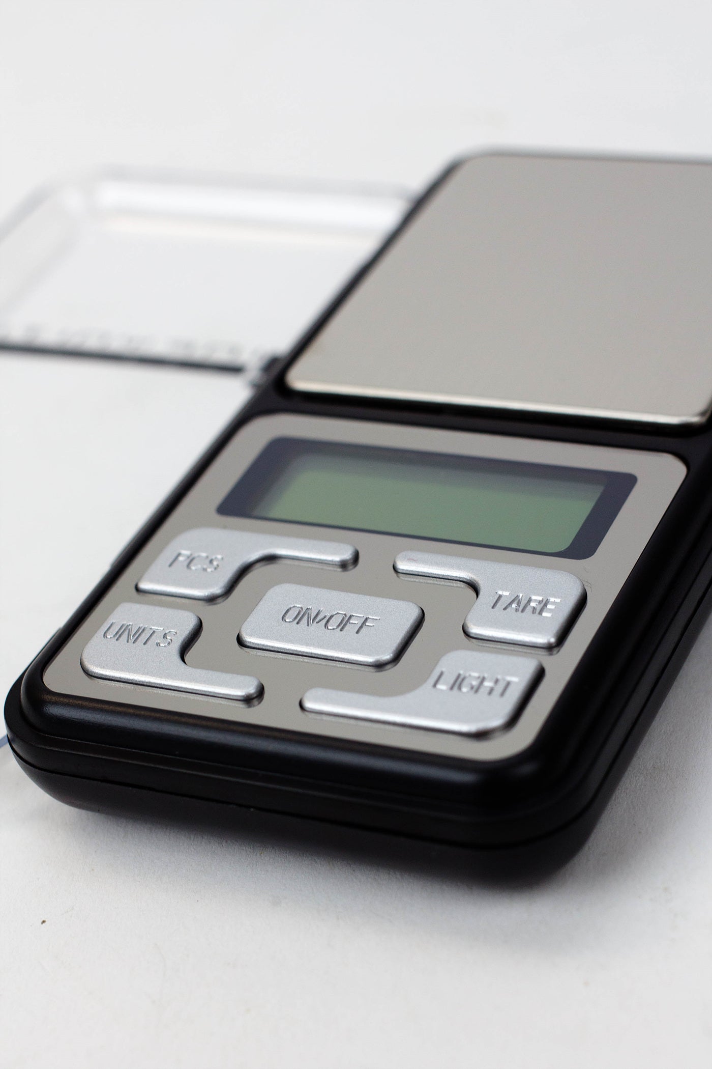 INFYNITI MOBILE scales Scale ONE